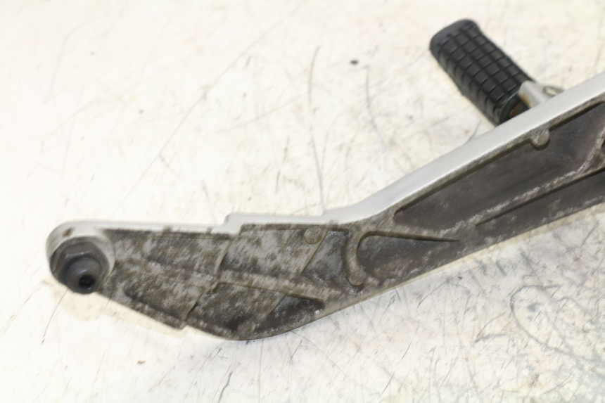 photo de PLATINA PEDANA ANTERIORE SINISTRA HONDA NTV DEAUVILLE 650 (2001 - 2006)