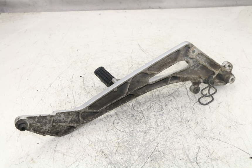 photo de PLATINA PEDANA ANTERIORE SINISTRA HONDA NTV DEAUVILLE 650 (2001 - 2006)