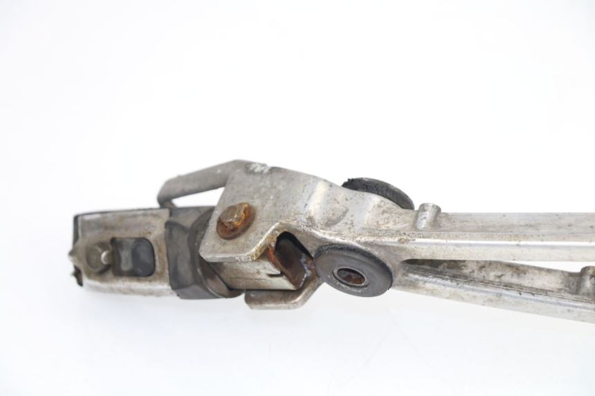 photo de PIASTRA PEDANA ANTERIORE SINISTRA HONDA VF 1000 (1984 - 1988)