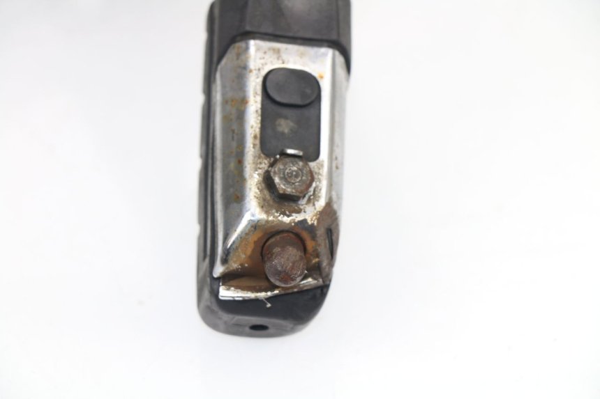 photo de PIASTRA PEDANA ANTERIORE SINISTRA HONDA VF 1000 (1984 - 1988)