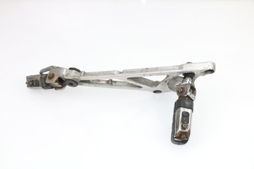 photo de PIASTRA PEDANA ANTERIORE SINISTRA HONDA VF 1000 (1984 - 1988)