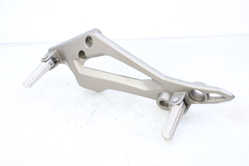 photo de PEDANA ANTERIORE SINISTRA SUPPORTO KIDEN KD125-G 125 (2018 - 2022)