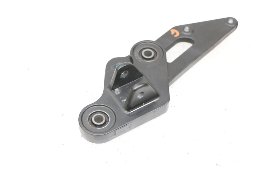 photo de PEDANA ANTERIORE SINISTRA SUPPORTO YAMAHA MT-07 MT07 ABS 700 (2018 - 2020) - Zoom sullo stato d'uso
