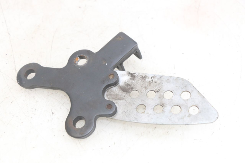 photo de PIASTRA PEDANA ANTERIORE SINISTRA YAMASAKI ROADSTER 50 (2013 - 2018)