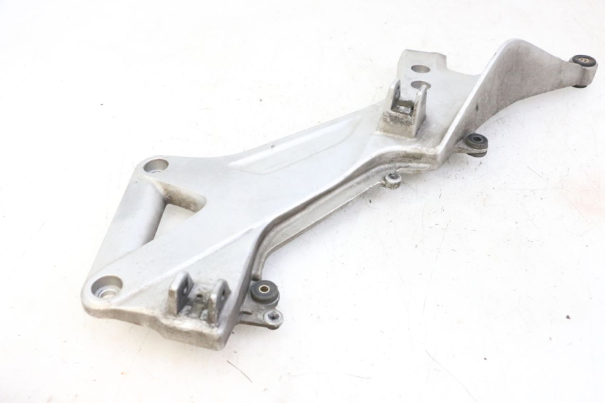 photo de PEDANA ANTERIORE SINISTRA SUPPORTO HONDA ST PAN EUROPEAN 1300 (2002 - 2013)