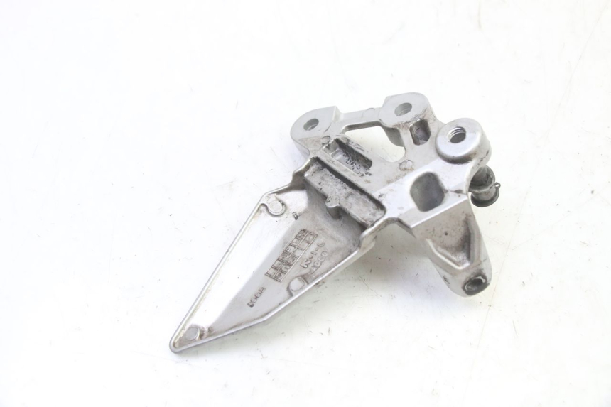 photo de PEDANA ANTERIORE SINISTRA SUPPORTO SUZUKI SV S 650 (2003 - 2009)