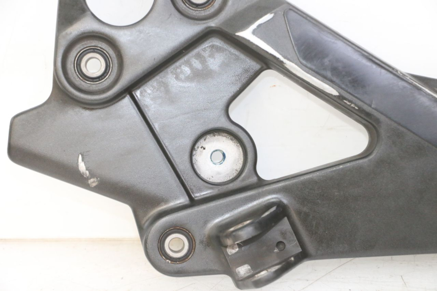 photo de PEDANA ANTERIORE SINISTRA SUPPORTO YAMAHA XJ6 ABS 600 (2008 - 2016)