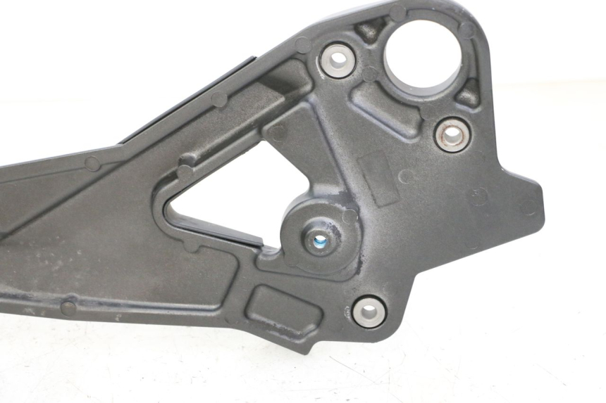 photo de PEDANA ANTERIORE SINISTRA SUPPORTO YAMAHA XJ6 ABS 600 (2008 - 2016)