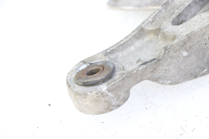 photo de PEDANA ANTERIORE SINISTRA SUPPORTO YAMAHA XJN DIVERSION 600 (2000 - 2003)
