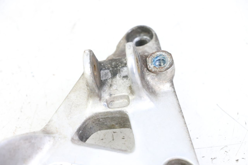 photo de PEDANA ANTERIORE SINISTRA SUPPORTO YAMAHA XJN DIVERSION 600 (2000 - 2003)