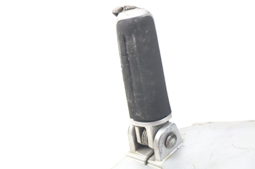 photo de PIASTRA PEDANA ANTERIORE SINISTRA YAMAHA FJR ABS 1300 (2006 - 2012)
