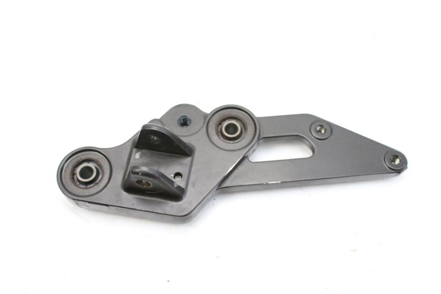 photo de PIASTRA PEDANA ANTERIORE SINISTRA YAMAHA MT-07 MT07 700 (2018 - 2020)