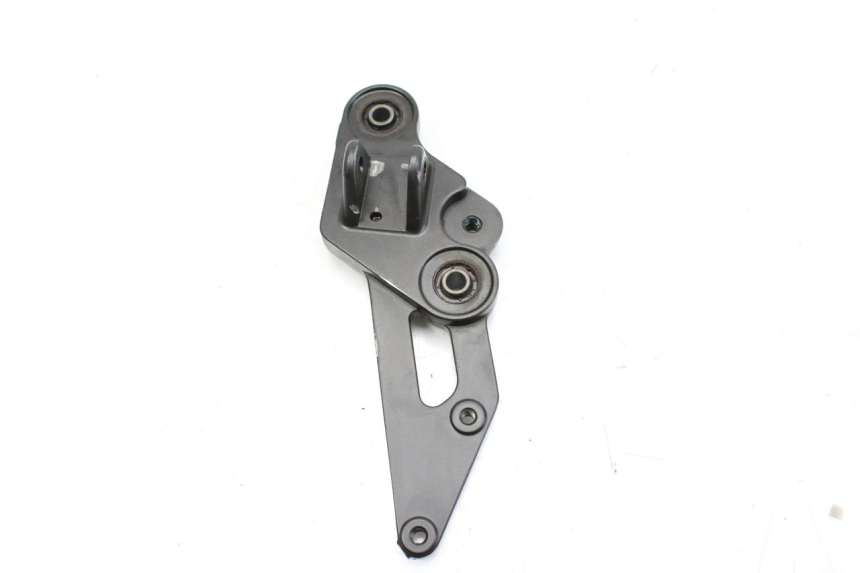 photo de PIASTRA PEDANA ANTERIORE SINISTRA YAMAHA MT-07 MT07 700 (2018 - 2020)
