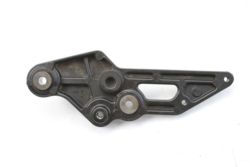 photo de PIASTRA PEDANA ANTERIORE SINISTRA YAMAHA MT-07 MT07 700 (2018 - 2020)