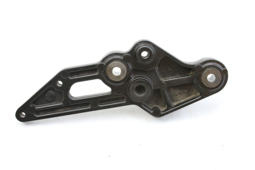 photo de PIASTRA PEDANA ANTERIORE SINISTRA YAMAHA MT-07 MT07 700 (2018 - 2020)