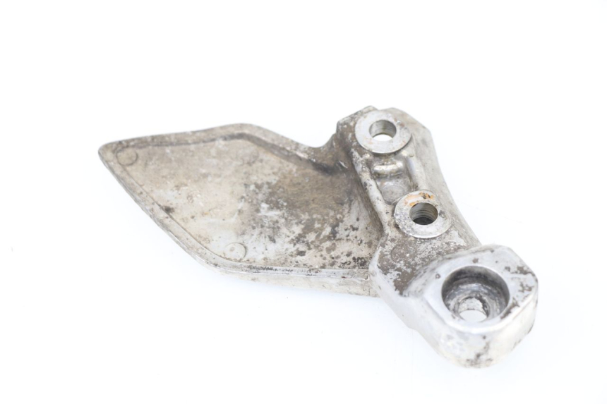 photo de Piastra poggiapiedi anteriore sinistra YAMAHA XJR 1300 (1998 - 2002)