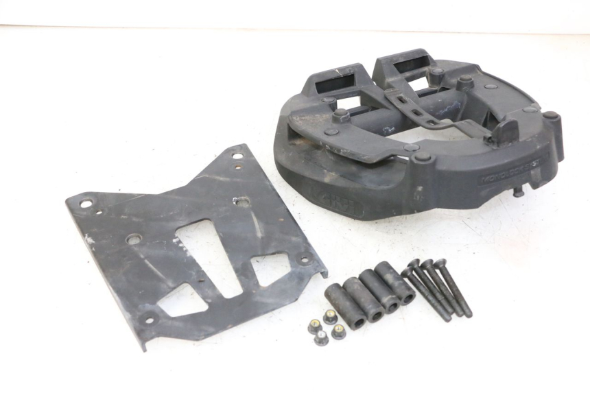 photo de STAFFA ATTACCO HONDA FORZA ABS 300 (2013 - 2019)