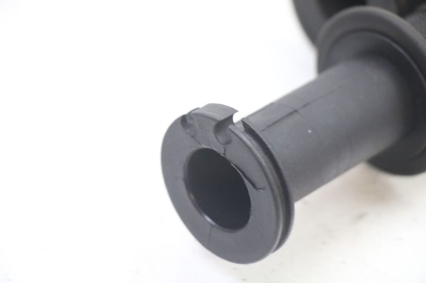 photo de MANOPOLE DELL'ACCELERATORE APRILIA ATLANTIC 125 (2003 - 2009)