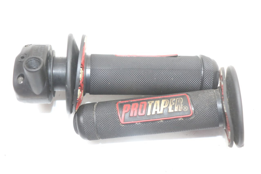 photo de ACCELERATORE APRILIA SR CARB LC 2T 50 (2004 - 2012)