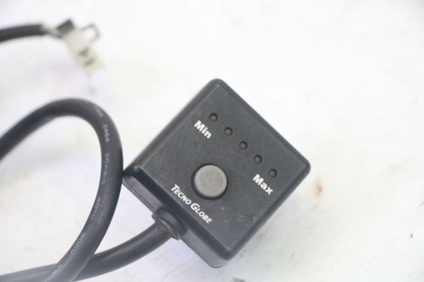 photo de ACCELERATORE SUZUKI BURGMAN 125 (2007 - 2014)