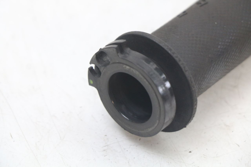 photo de ACCELERATORE YAMAHA BW'S BWS 125 (2010 - 2013)