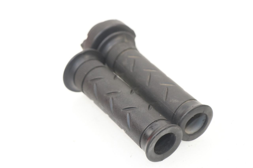 photo de ACCELERATORE HONDA CBF 125 (2009 - 2015)