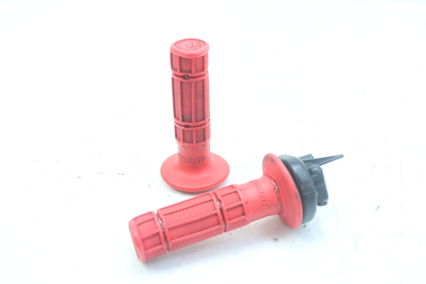 photo de MANOPOLE DELL'ACCELERATORE HONDA CRF 250 (2010 - 2013)