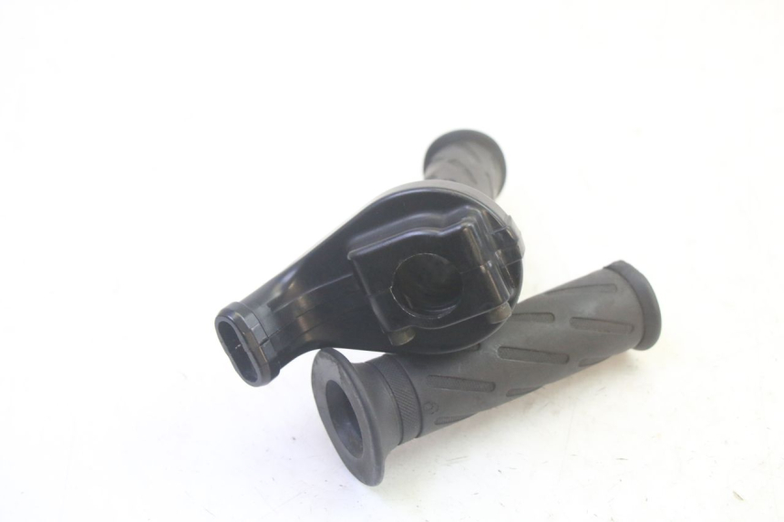 photo de ACCELERATORE SUZUKI DL V STROM 1000 (2002 - 2007) - Zoom sullo stato d'uso