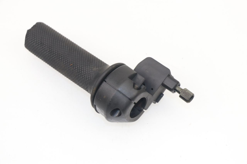photo de MANOPOLE DELL'ACCELERATORE E-TON VIPER 90