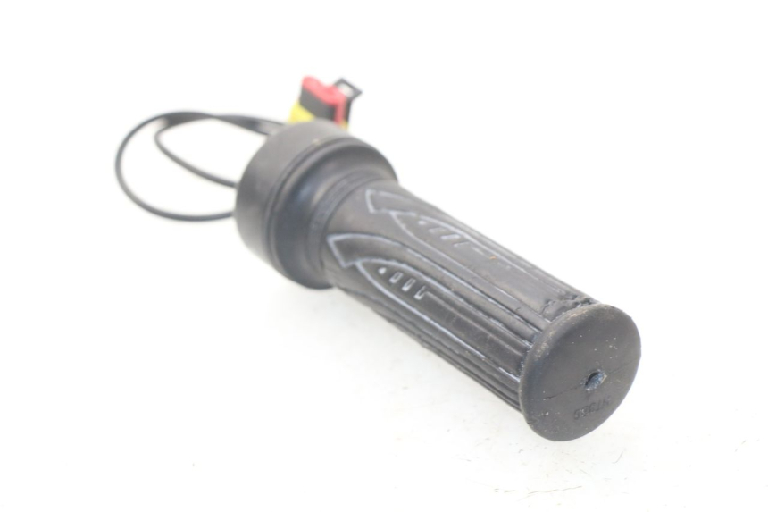 photo de Manopola dell'acceleratore ERIDER CARGO 1 (2009 - 2018)