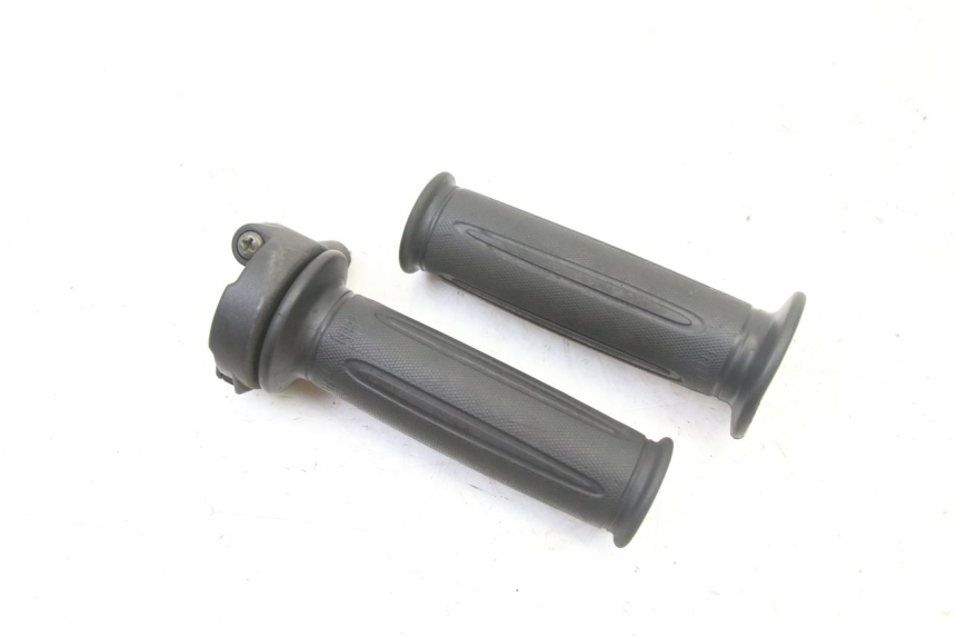 photo de MANOPOLE DELL'ACCELERATORE SYM FIDDLE 3 III 125 (2014 - 2020)