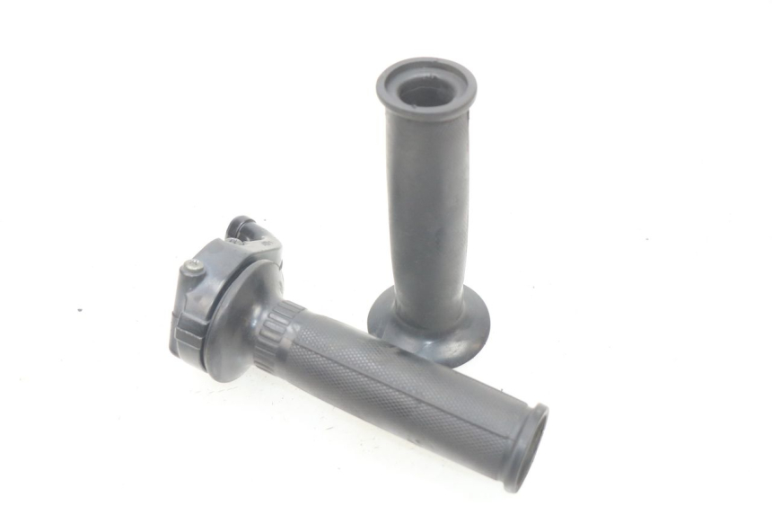 photo de MANOPOLE DELL'ACCELERATORE YAMAHA FJ 3CX 1200 (1986 - 1996)