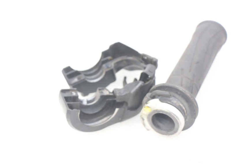 photo de MANOPOLE DELL'ACCELERATORE YAMAHA FJR ABS 1300 (2006 - 2012)