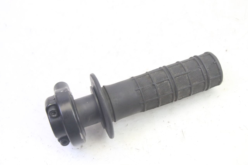 photo de MANOPOLE DELL'ACCELERATORE PIAGGIO FLY 4T 50 (2013 - 2017) - Zoom sullo stato d'uso