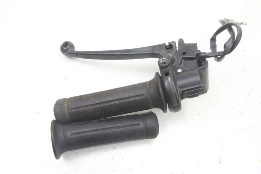 photo de MANOPOLE DELL'ACCELERATORE HONDA SCV LEAD 100 (2003 - 2007)