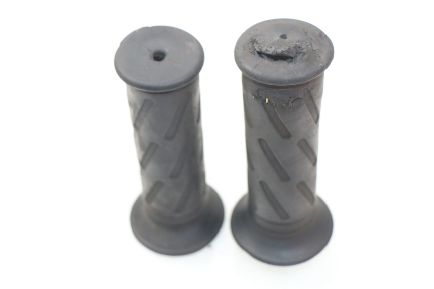 photo de ACCELERATORE PEUGEOT KISBEE 2T 50 (2018 - 2022)