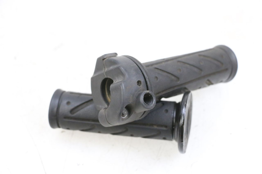 photo de MANOPOLE DELL'ACCELERATORE KYMCO LIKE 125 (2009 - 2016) - Dettaglio del componente