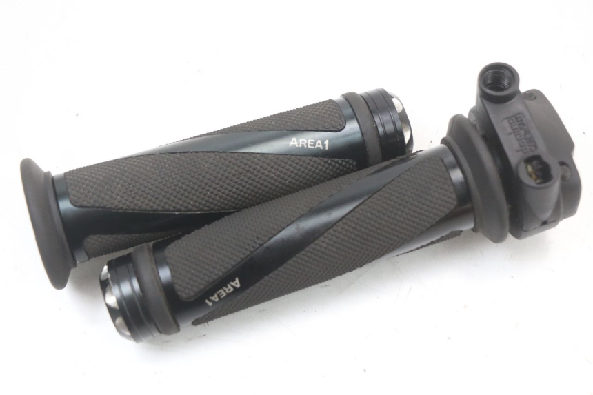 photo de ACCELERATORE MBK OVETTO ONE 2T 50 (2013 - 2017)