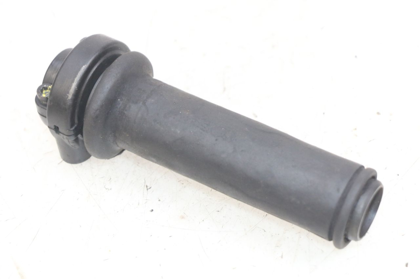 photo de MANOPOLE DELL'ACCELERATORE PIAGGIO MP3 LT 400 (2007 - 2012)