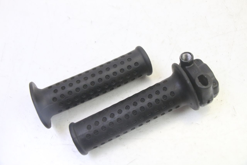 photo de ACCELERATORE PIAGGIO MP3 LT 300 (2010 - 2016) - Altra angolazione