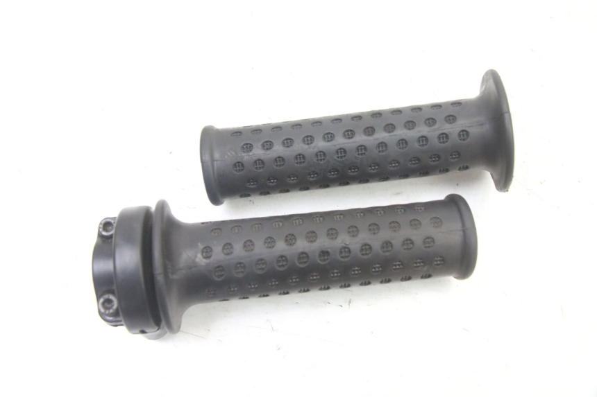 photo de MANOPOLE DELL'ACCELERATORE PIAGGIO MP3 500 (2011 - 2015)