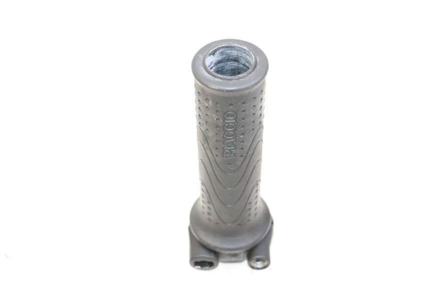 photo de MANOPOLE DELL'ACCELERATORE PIAGGIO MP3 500 (2014 - 2016)