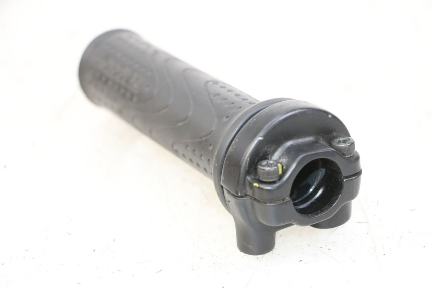 photo de MANOPOLE DELL'ACCELERATORE PIAGGIO MP3 500 (2014 - 2016)