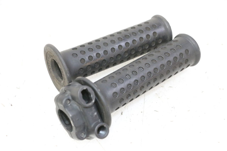 photo de MANOPOLE DELL'ACCELERATORE PIAGGIO MP3 RL 250 (2007 - 2010)
