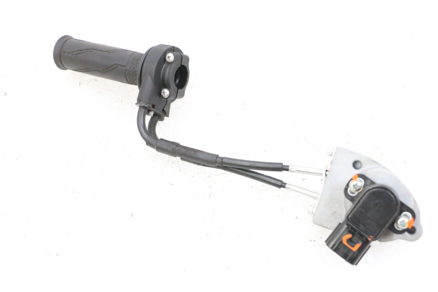 photo de ACCELERATORE YAMAHA NEO'S CORE 1 (2022 - 2026) - Dettaglio del componente