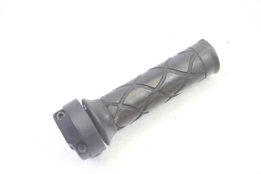 photo de Manopola dell'acceleratore YAMAHA NEOS NEO'S 4T 50 (2008 - 2016) - Dettaglio del componente