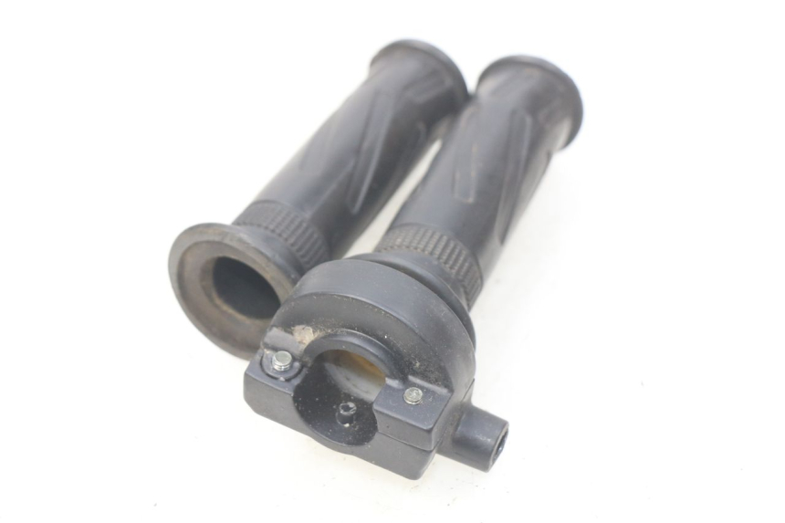 photo de MANOPOLE DELL'ACCELERATORE TNT MOTOR OTTO 2T 50 (2012 - 2018)