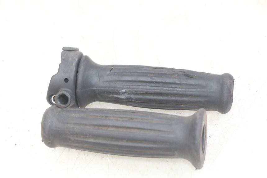 photo de MANOPOLE DELL'ACCELERATORE PEUGEOT DJANGO 4T 50 (2014 - 2019)