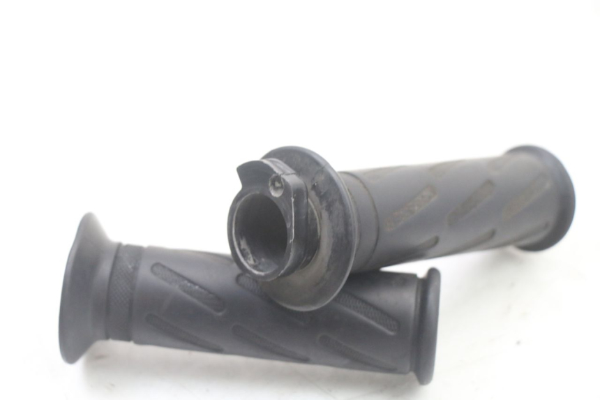 photo de Manopola dell'acceleratore PEUGEOT KISBEE 4T 50 (2018 - 2022)
