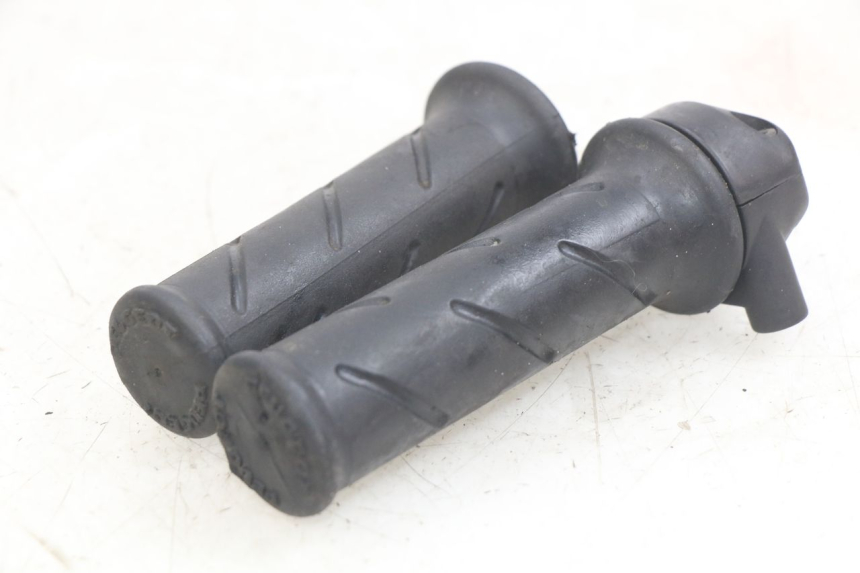 photo de MANOPOLE DELL'ACCELERATORE PEUGEOT SV 125 (1991 - 1994)
